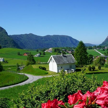 Hoiland Gard Gardshotellet Hjelmeland المظهر الخارجي الصورة