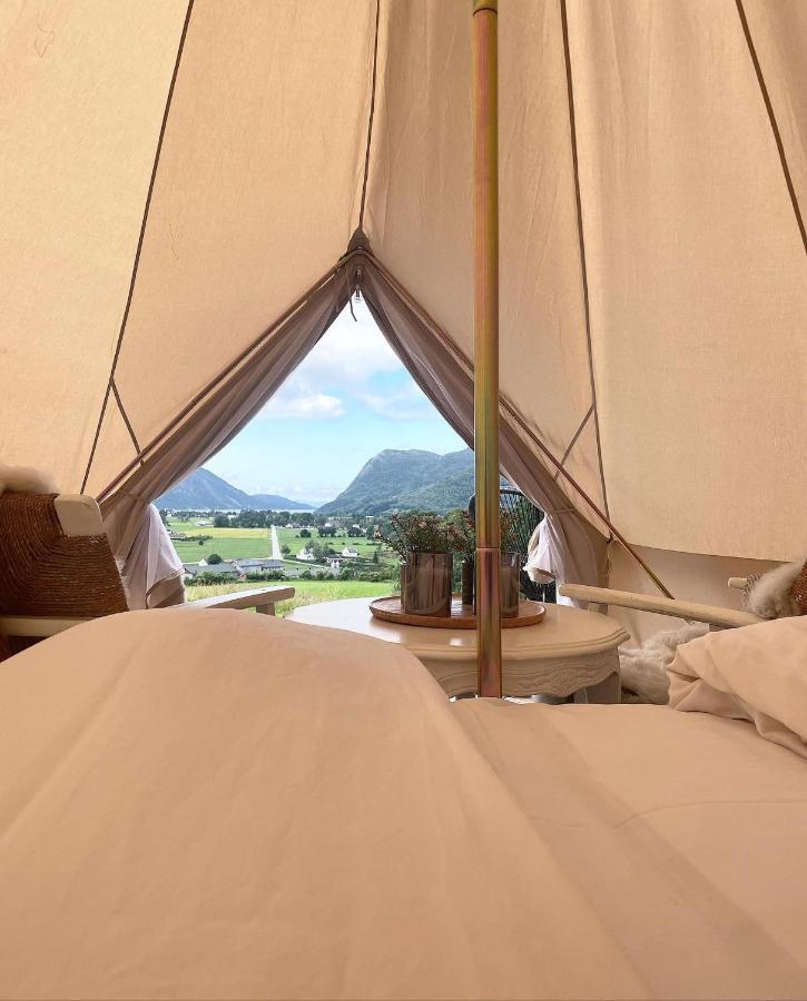 Hoiland Gard Gardshotellet Hjelmeland المظهر الخارجي الصورة