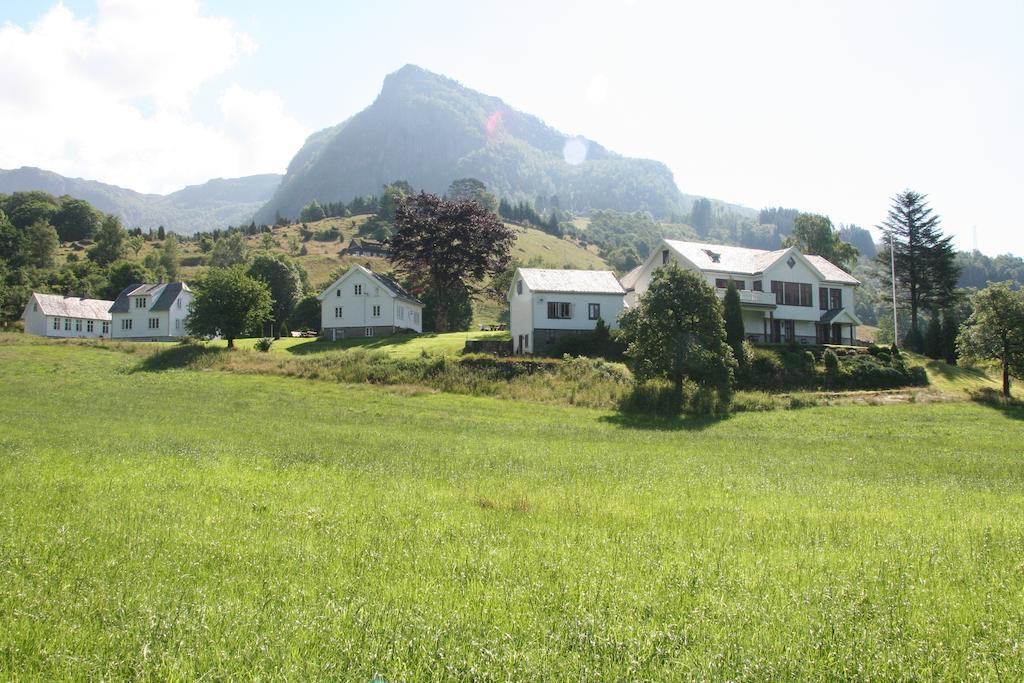 Hoiland Gard Gardshotellet Hjelmeland المظهر الخارجي الصورة