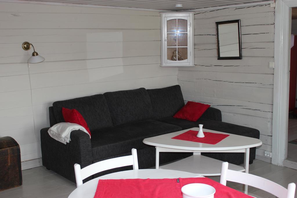 Hoiland Gard Gardshotellet Hjelmeland الغرفة الصورة